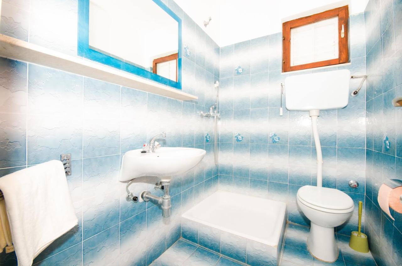 Guest House Rooms Rose モルナット エクステリア 写真